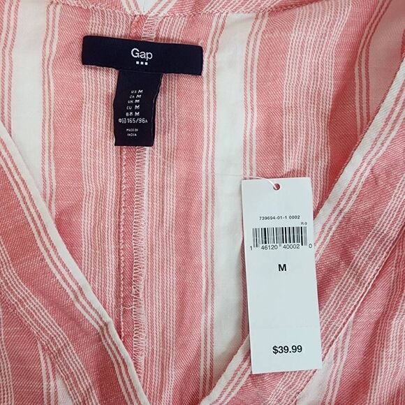 Gap Women's V Neck Lightweight Cotton Top Shirt Size M NWT - Picture 3 of 3